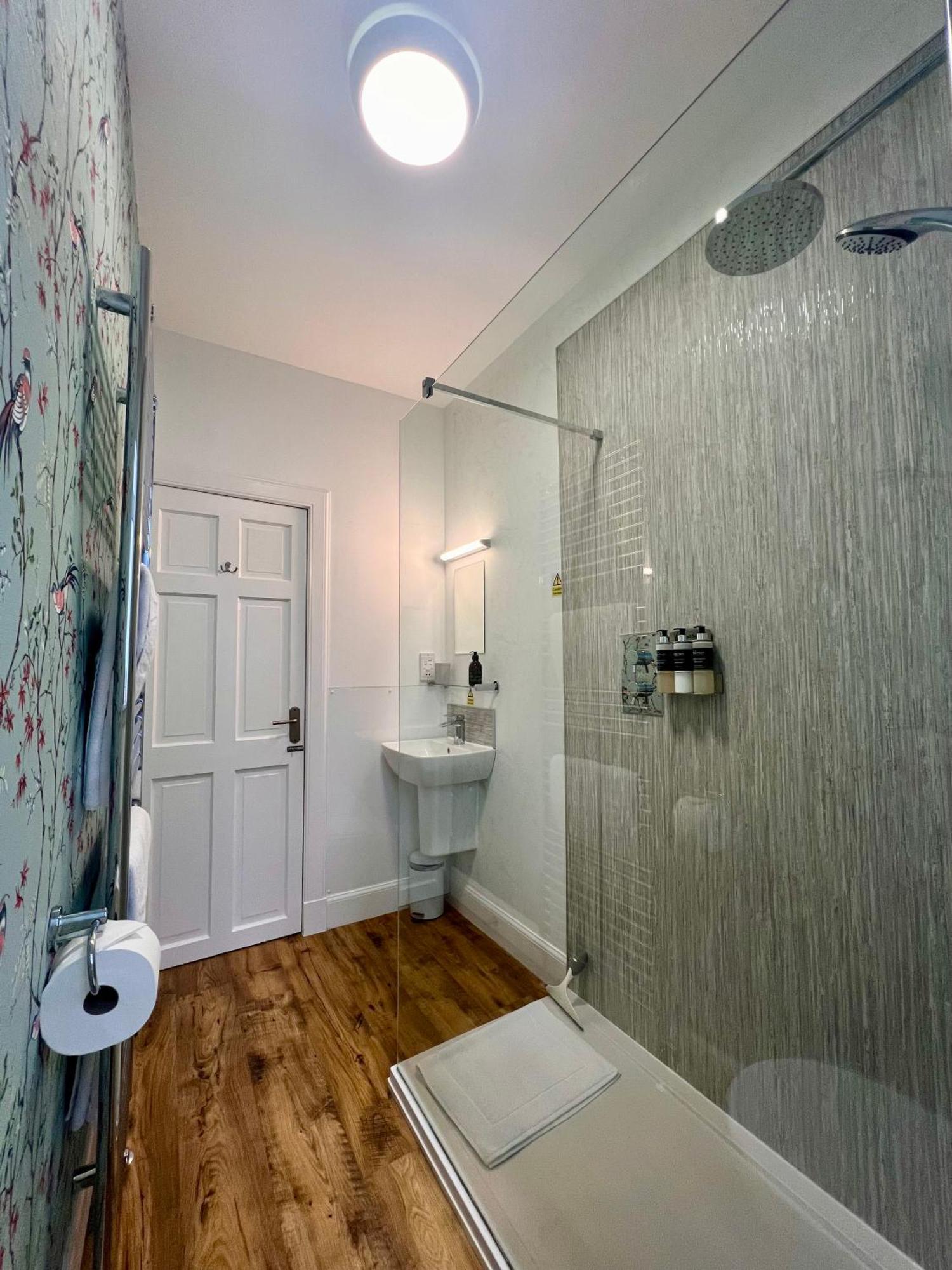 The Stags Head Apartment Inverness Bagian luar foto