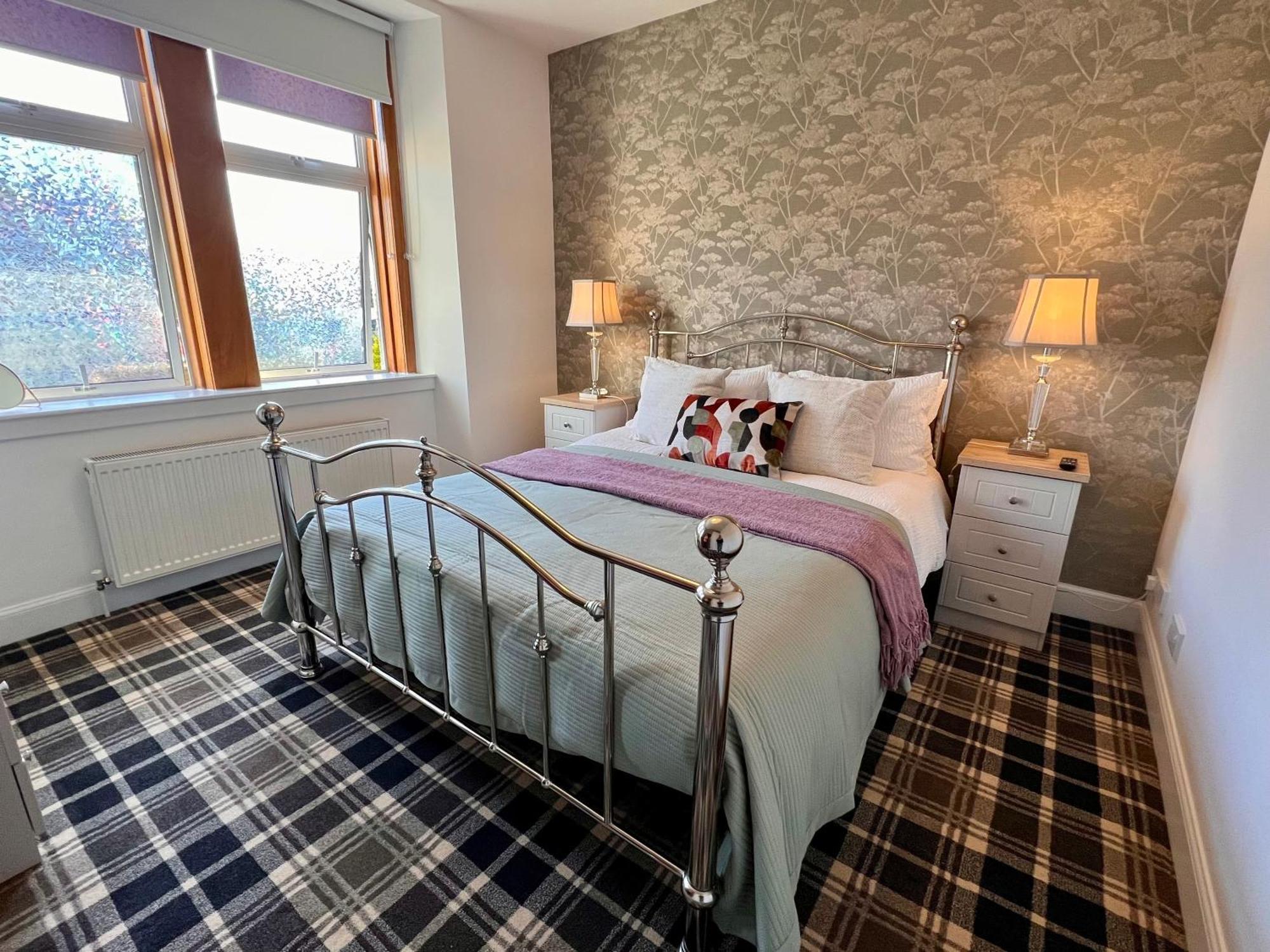 The Stags Head Apartment Inverness Bagian luar foto